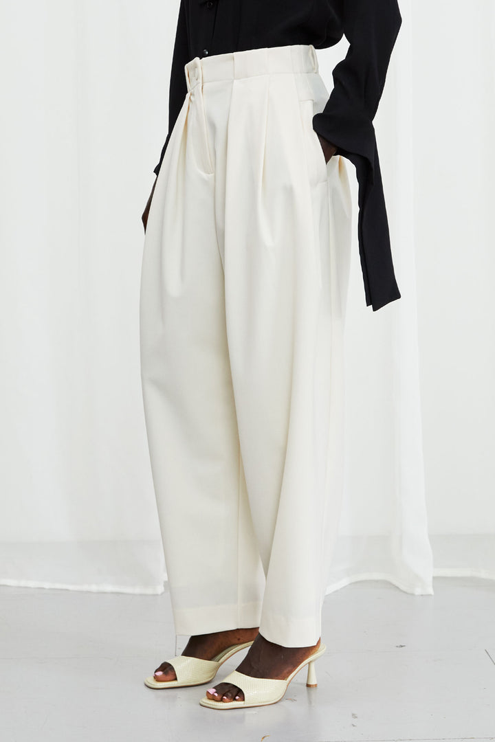 Solo Trouser, ivory wool pleated trouser