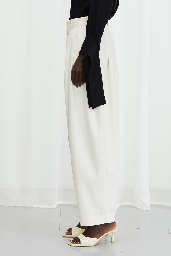 Solo Trouser, ivory wool pleated trouser