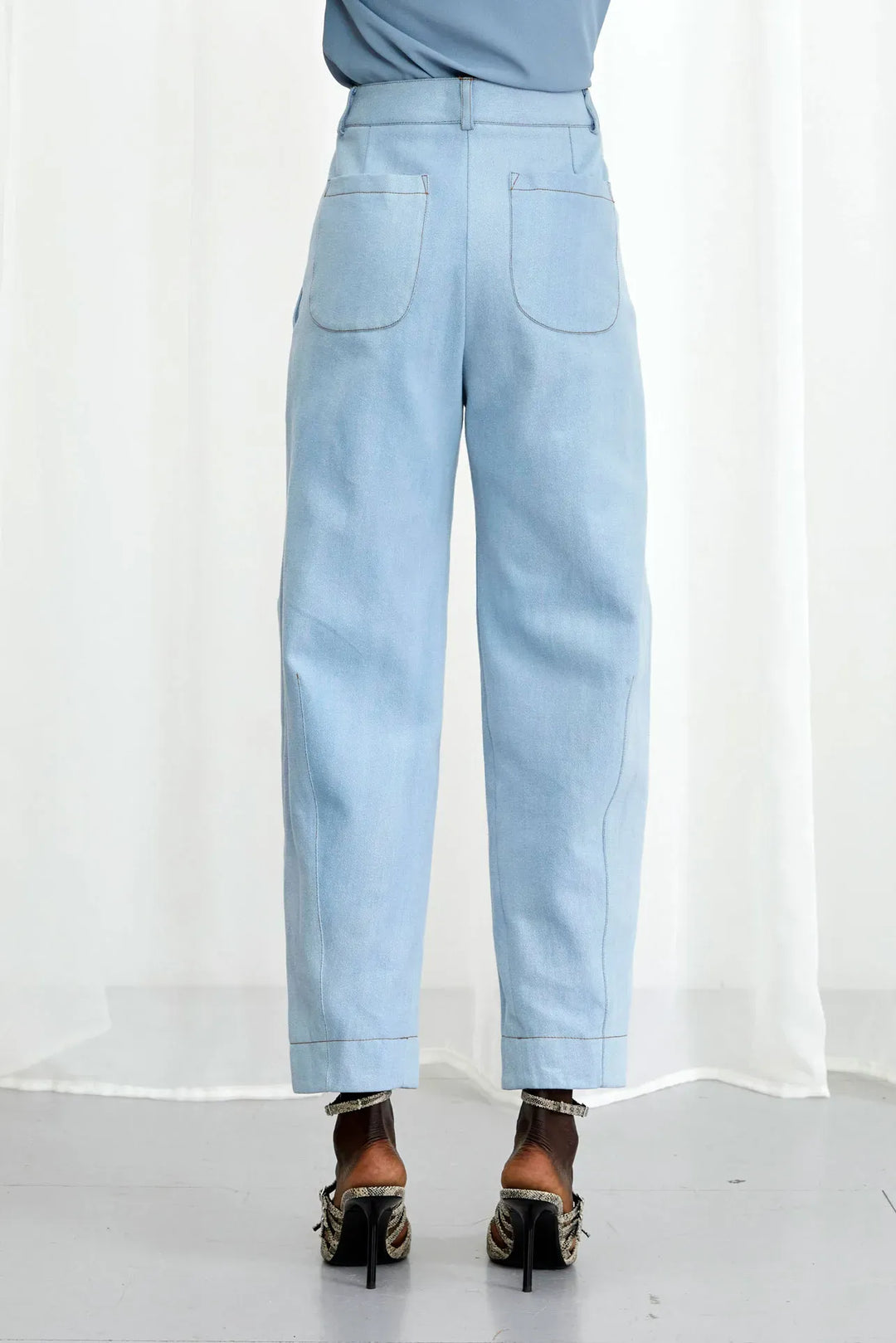 Waves Jeans, blue denim barrel jeans